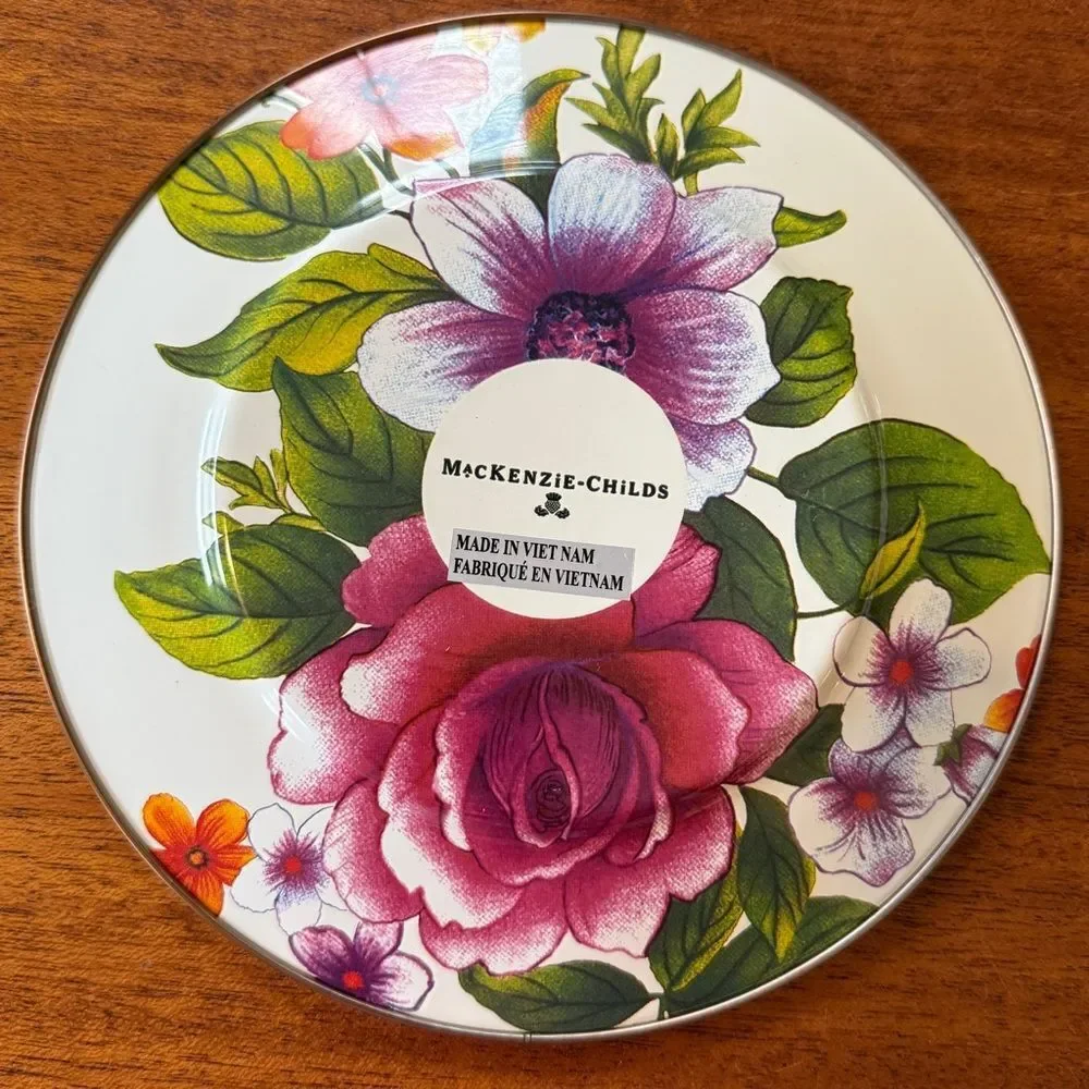 NWOT 4 MacKenzie-Childs Flower Market Abundant Floral Plate Set White Pink Green
